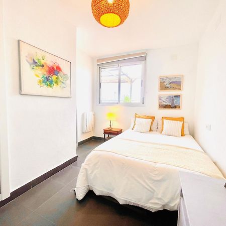 Wonderful Penthouse By The Sea Apartment Lepe Exterior photo